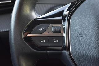 Peugeot 2008 1.2 PureTech Active Pack | Airco | Cruise | Apple Carplay/Android Auto| / 23