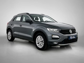 Volkswagen T-Roc 1.0 TSI Style | Adaptive cruise control | Stuur & Stoelverwarming | Camera | CarPlay / 19