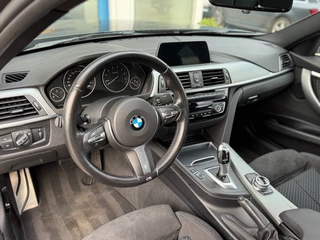 BMW 3 Serie 318i Executive M Sport I Navigatie I Trekhaak I Xenon I Dealer ond. I NL auto / 22