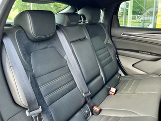 Renault Arkana 1.6 E-Tech Full Hybrid 145 E-Tech Engineered | Stoel+Stuurverwarming | (IACC) Intelligent Adaptive Cruise Control | Dodehoek | Draadloze Telefoonlader | Easy Park Assist | Navigatie | Climate Control | Reservewiel | Apple CarPlay/Androi / 13