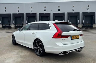 Volvo V90 2.0 T4 R-DESIGN | POLESTAR 210pk | PANORAMA | TREKHAAK | STANDKACHEL | CAMERA / 4