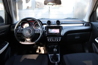 Suzuki Swift 1.2 STIJL SMART HYBR **NL-Auto** Camera / Apple Carplay / Android / 25
