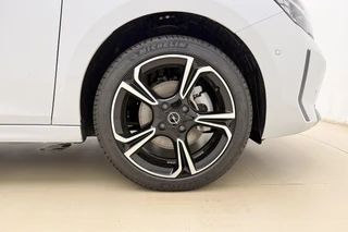 Opel Corsa 1.2 Turbo Hybrid Ultimate | NIEUW | € 5.500,- VOORRAADVOORDEEL | Massagestoelen | Leder Alcatanrabekleding |8 jaar fabrieksgarantie | Zwart dak | 17" Lichtmetalen velgen Diamant / 17