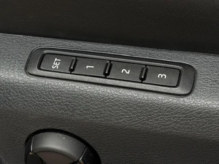 Škoda Superb Combi 1.4 TSI iV Laurin & Klement / 30