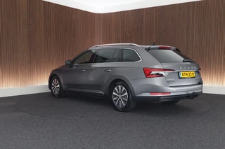 Skoda Superb Combi 1.4 TSI 218pk iV Business Edition Trekhaak Memory Stoelverwarming Virtual Cockpit Navigatie / 8