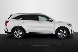 Kia Sorento 1.6 T-GDI Plug-in Hybrid 4WD ExecutiveLine 5p. Panoramadak Trekhaak Stoelventilatie / 40
