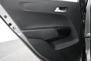 Kia Picanto 1.0 DPi GT-Line  - Fietsendragerhaak - Climate Control - Apple Carplay / Android Auto - Lederen bekleding - Fabrieksgarantie tot 07-2029 / 38