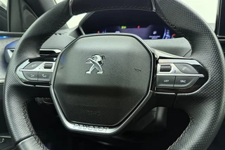 Peugeot 3008 1.2T 130pk GT | Achteruitrijcamera | Parkeersensoren V+A | Cruise & Climate control | Navi | Apple Carplay / Android Auto / 24