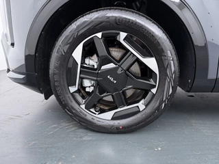 Kia Sportage 1.6 T-GDi Hybrid GT-Line  €5.000,- voordeel - Stoel/stuur verwarming - Schuif/kanteldak - LED verlichting - Head up Display - Keyless entry/start - 18'' lichtmetalen velgen - 7 jaar fabrieksgarantie of 150.000km / 16