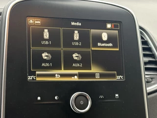 Renault Scénic 1.3 TCe Limited  | Keyless | Navi | Apple / Android | DAB + | PDC v+a | Cruise / 53