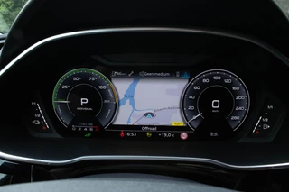 Audi Q3 Sportback 45 TFSI e S Edition|Camera|Stoelverwarming| / 33