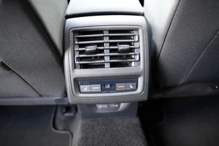 Volkswagen Golf 1.5 TSI Style Pano, ACC,Carplay,Navi / 21