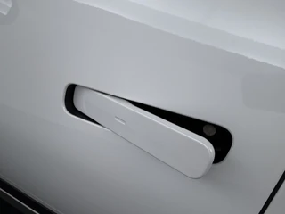 Kia EV2 Plus 61 kWh  - Navigatie - Achteruitrijcamera - Adaptief cruise control - Stoelverwarming - Stuurverwarming - Nieuw uit voorraad leverbaar / 17