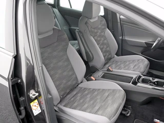 Volkswagen ID.4 Life 77 kWh | 20" | Trekhaak | Warmtepomp / 18
