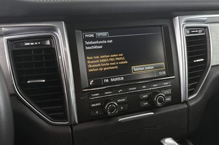 Porsche Macan 3.6 Turbo 1e Eigenaar NL Auto Panoramadak Sportchrono Luchtvering / 18