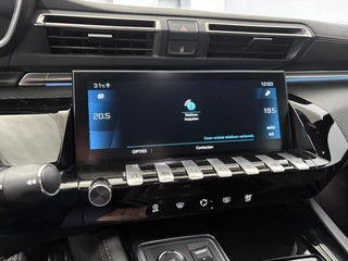 Peugeot 508 GT 1.2 PureTech Keyless Entry / Start, Navigatie, Carplay / 33