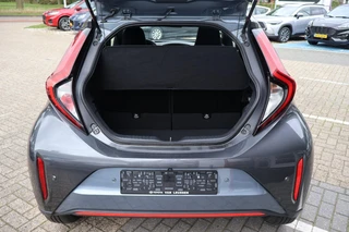 Toyota Aygo X 1.0 VVT-i S-CVT UNDERCOVER STOELVERW. JBL KEYLESS NAVI LED DAB APLLE/ANDROID CAMERA SENSOREN V+A / 19