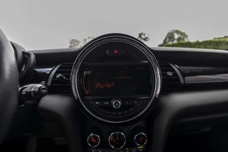 MINI 3-deurs 2.0 John Cooper Works Chili  | Pro uitlaat | Harman Kardon | NL Auto / 28