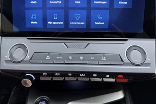 Peugeot 408 1.2 Hybrid 145 e-DCS6 Allure | Apple carplay/Android auto | Climate control | Parkeersensoren achter | achteruitrijcamera | / 25