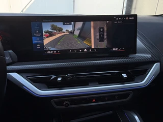 BMW XM PHEV 30 kWh Driving Assistant Professional B&W HUD Massage 360° Elek.Trekhaak Orig.NL BOMVOL! / 43