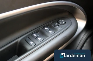 Jeep Avenger 1.2 Altitude JBL Navi Winterpack / 11