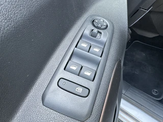 Peugeot Rifter 130pk GT (Automaat - Rolstoel (til) lift - Stoelverwarming - Keyless Entry - Camera - Automatische Airco - Navigatie) / 29