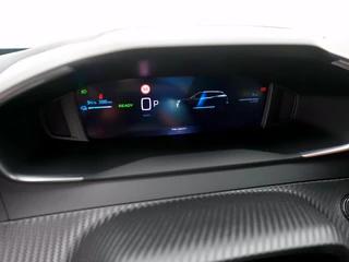 Peugeot e-2008 EV Allure 54 kWh - Private lease 549 pm / 22