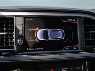 Seat Leon ST 1.0 EcoTSI Style Intense | Carplay | Keyless | Climate control | Cruise control | PDC v+a | Trekhaak / 11