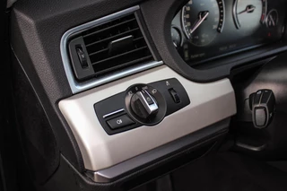 BMW 5-serie Gran Turismo 535i High Executive | NL auto | Facelift | Camera | Navigatie | Bluetooth | Xenon | PDC | Climate control | Cruise control | 19 inch | Elektrische achterklep / 38