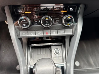 Škoda Karoq 1.5 TSI ACT Sportline Business / 30
