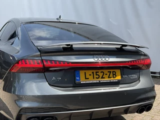 Audi A7 Sportback 55 TFSI E Quattro PHEV Competition S-Line RS-zetels 20inch Camera S-Edition Plug-in / 33