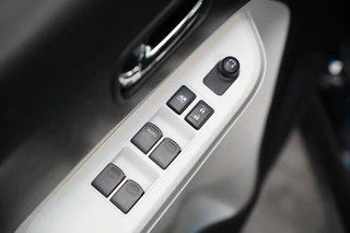Suzuki Ignis 1.2 Select  Cruise/Climate Camera Trekhaak Automaat Stoelverwarming / 12