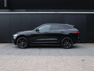 Jaguar F-PACE 2.0 Portfolio AWD 25t / 2