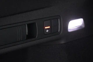 Audi Q6 306pk S edition performance 100 kWh Trekhaak Panoramadak B&O 360Camera Matrix HUD Keyless S-Line / 56