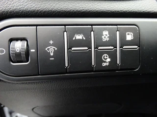 Kia XCeed 1.6 PHEV 142pk DCT6 DynamicLine / 27