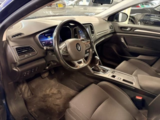 Renault Megane E-Tech Estate 1.6 Plug-In Hybrid 160 Business Zen stoel en stuurverwarming / camera / navigatie / 10