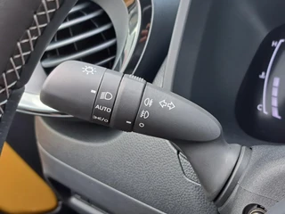 Toyota Aygo X Hybrid 115 GR Sport NIEUW IN DE SHOWROOM DIRECT LEVERBAAR 18'' LM-VELGEN PDC STOELVERWARMING AD-CRUISE / 15