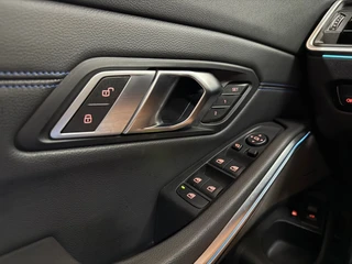 BMW 3-serie Touring 330e M-Sport Pro | LCI | Dravitgrau | 292PK | Plug-in Hybrid |Carplay | 19” | Harman Kardon | Trekhaak / 27
