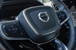 Volvo XC40 1.5 T4 PHEV Plus Dark Camera|Memory|R-Design pack / 20