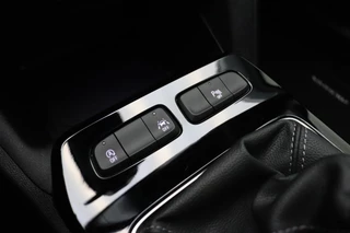 Opel Mokka 1.2 Turbo Elegance 130 PK | Navigatie | Climate control | Lichtmetalen velgen | Camera | Zwart dak | Cruise control / 23