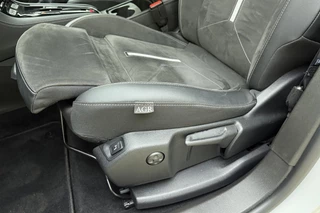Opel Grandland 1.6 Turbo Plug-In Hybrid 300PK 4x4 GSe | Adaptive Cruise Control | 360° Camera | Stoelverwarming | Elektrische achterklep | Alcantara Bekleding | Camera | 19'' LM Velgen / 21