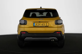 Jeep Avenger 1.2 e-Hybrid Summit Keyless JBL Elektrische Achterklep Achteruitrijcamera / 15