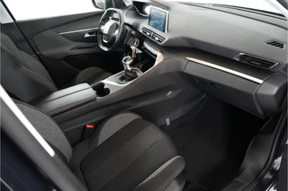 Peugeot 3008 1.2 PureTech Blue Lease Executive  | Trekhaak | Cruise | Lane warning | Navi | / 11