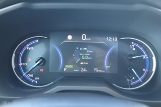 Toyota RAV4 2.5 HYBRID DYNAMIC CAMERA ADAP-CRUISE ANDROID/APPLE STOEL/VOORRUITVERW. LM-VELGEN P-SENSOREN / 23