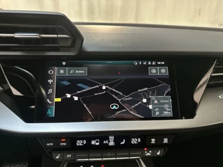 Audi A3 Sportback Sportback 35 TFSI Advanced edition Stoelverwarming Navigatie Climate Control / 21