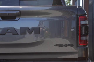 Dodge Ram 1500 4X4 5.7 V8 4x4 Crew Cab Limited / 18