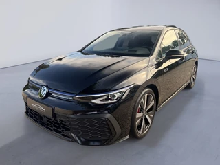 Volkswagen Golf 1.5 eHybrid GTE 272pk / 5JR Garantie / Pano / Trekhaak / DCC / Keyless / Matrix / 360 / HUD