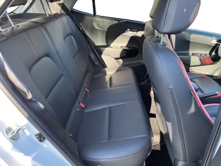 Kia Picanto 1.0 DPi GT-Line | Keyless entry | Climate control | Cruise control | LM-Velgen | Navigatie | Leren bekleding / 11