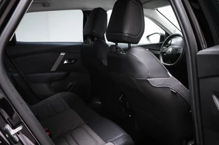 Citroen C4 1.2 Puretech Feel Pack | COLOR GLOSSY BLACK PACK | HALF LEDER | STOELVERWARMING | DAB | CAMERA / 11