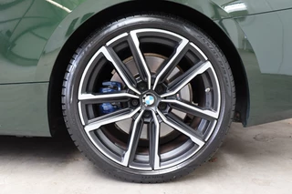 BMW 4 Serie Cabrio 430i High Executive M Sport Pakket Automaat  / Live Cockpit Professional / Harman Kardon / Air Collar / Leder / Head-Up Display / 19 Inch / M Sportremsysteem / Driving Assistant Professional / Safety Pakket / Laserlight / CoPilot Pack / Shadow Line / 14